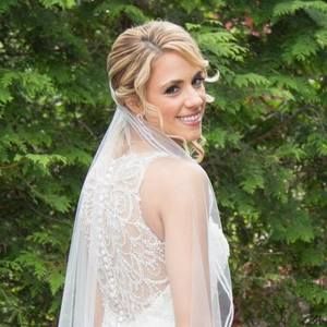 Meet your Posher, Laena